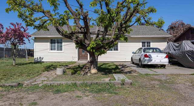 Photo of 622 W 2nd St, Mabton, WA 99335