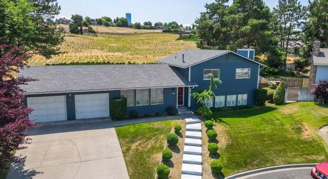 Photo of 725 Rainbow Ln, Sunnyside, WA 98944