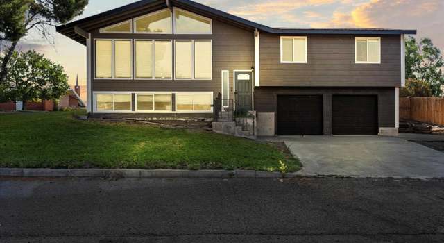 Photo of 640 N Almira Ave, Connell, WA 99326