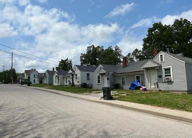 Property at 501-511 E 9th St, Fulton, MO 65251, 6 beds, 3 baths