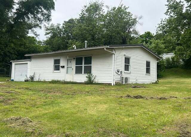 Property at 501 Ingle Rd, Fulton, MO 65251, 2 beds, 1 bath