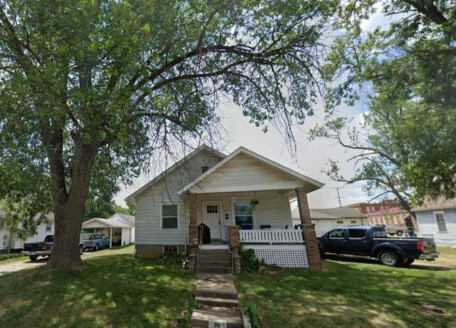 Property at 311 S Missouri St, Mexico, MO 65265, 2 beds, 1 bath