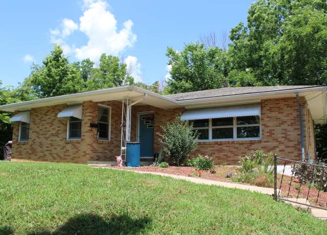 Property at 9 Hawthorn St, Fulton, MO 65251, 3 beds, 1 bath