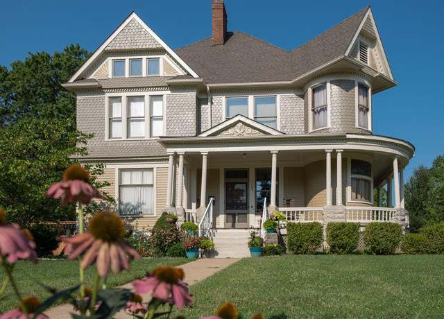 Property at 1105 S Jefferson St, Mexico, MO 65265, 7 beds, 8 baths