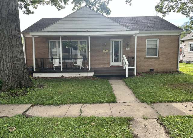 Property at 1201 S Washington St, Mexico, MO 65265, 3 beds, 1 bath