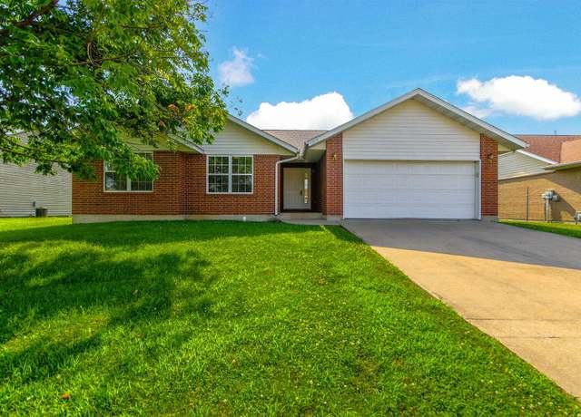 Property at 1915 Country Pl Ct, Mexico, MO 65265, 3 beds, 2 baths