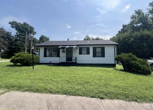 Property at 802 E Holt St, Mexico, MO 65265, 3 beds, 1 bath
