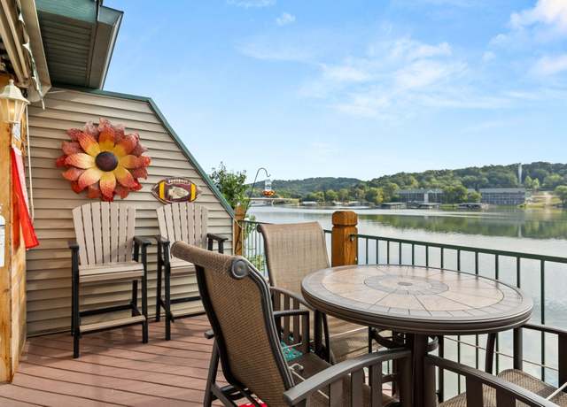 Property at 159 Cedar Glen Dr, Camdenton, MO 65020, 3 beds, 2 baths
