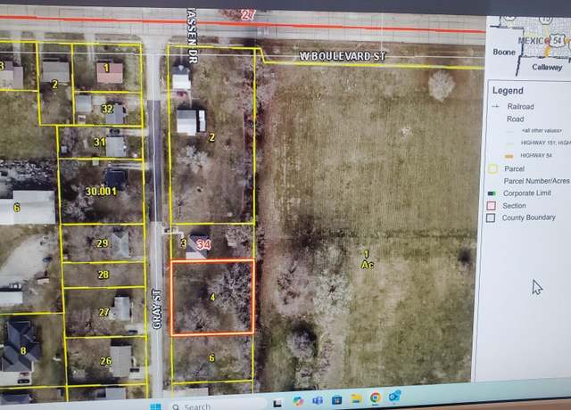 Property at 1210 Gray St, Mexico, MO 65265