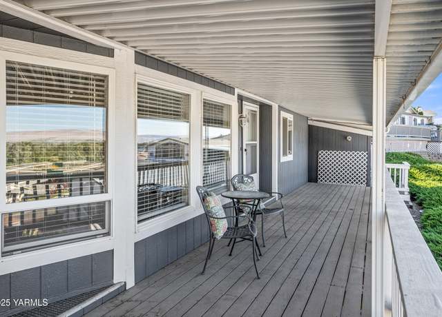 Property at 52 Leisure Hill Dr #52, Union Gap, WA 98903, 3 beds, 2 baths