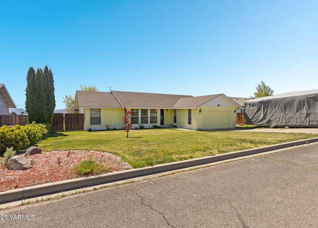 Property at 5602 Mount Clemens Way, Yakima, WA 98901, 3 beds, 1.5 baths