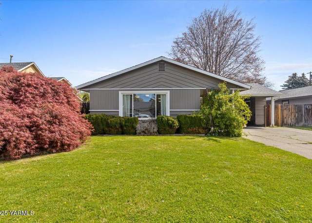 Property at 1203 S 11th Ave, Yakima, WA 98902, 3 beds, 1.5 baths