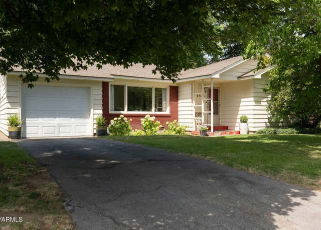Property at 2 N 44th Ave, Yakima, WA 98908, 3 beds, 1 bath