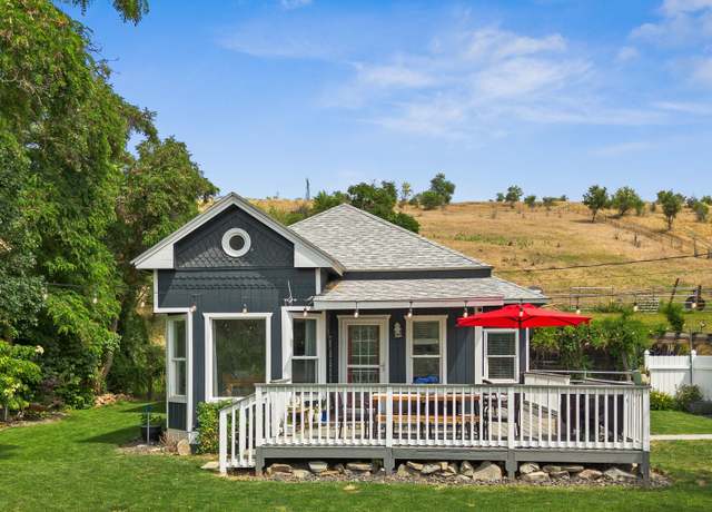 Property at 16783 Cottonwood Canyon Rd, Yakima, WA 98908, 2 beds, 1 bath