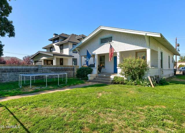 Property at 312 S 10th Ave, Yakima, WA 98902, 2 beds, 1 bath