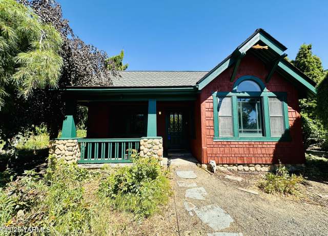 Property at 1465 Cook Rd, Yakima, WA 98908, 3 beds, 2 baths