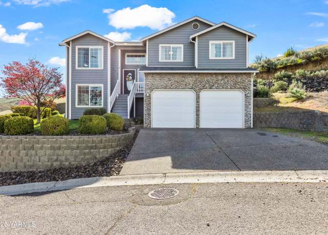 Property at 822 S 4th Street Lp, Selah, WA 98942, 4 beds, 3 baths