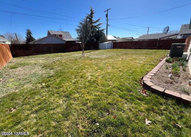 Property at 1513 Queen Ave, Yakima, WA 98902, 3 beds, 1 bath