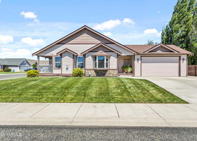Property at 2600 N Columbia St, Ellensburg, WA 98926, 3 beds, 2 baths