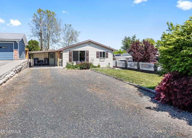 Property at 805 W Orchard Ave, Selah, WA 98942, 2 beds, 1 bath