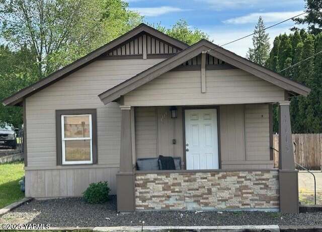 Property at 1115 S 20th Ave Unit `, Yakima, WA 98902, 2 beds, 1 bath