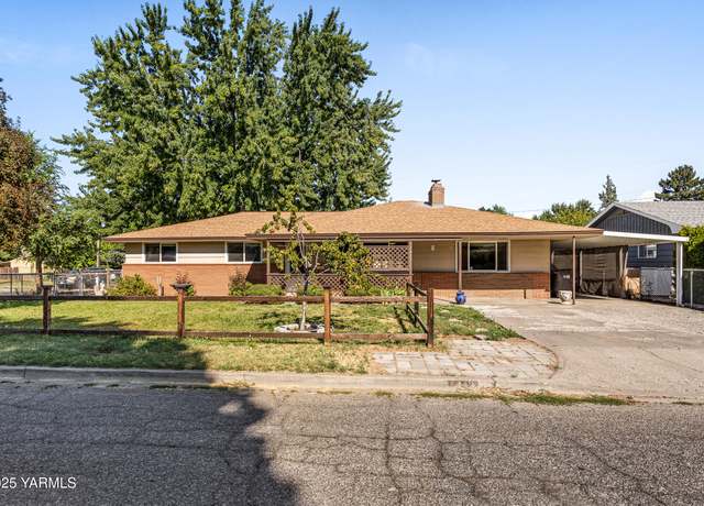 Property at 1411 S 20th Ave, Yakima, WA 98902, 4 beds, 2 baths