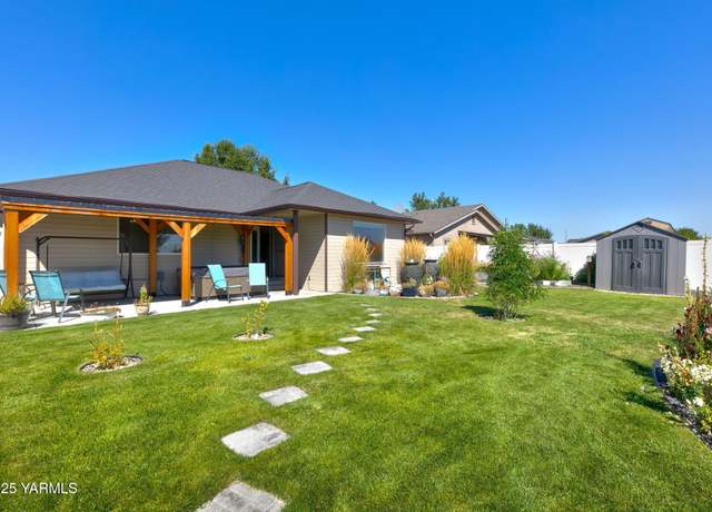 Property at 2411 S 73rd Ave, Yakima, WA 98903, 3 beds, 2 baths