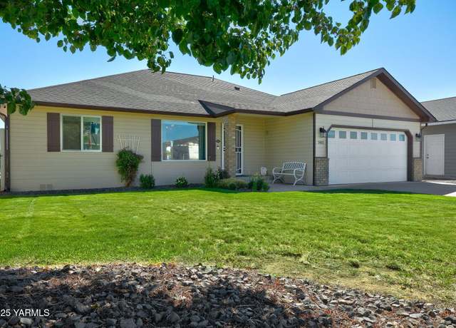 Property at 2411 S 73rd Ave, Yakima, WA 98903, 3 beds, 2 baths