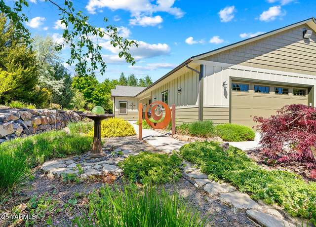 Property at 508 Pleasant Valley Rd, Yakima, WA 98908, 3 beds, 2 baths