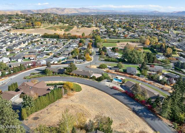 Property at 405 N 80th Lp Ave, Yakima, WA 98908