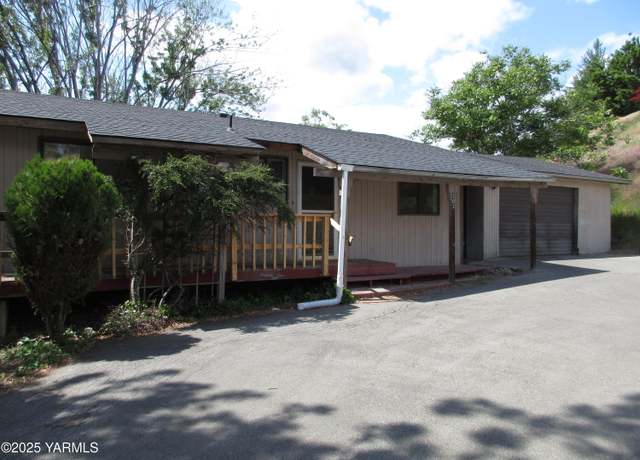 Property at 8108 Poplar View Way, Yakima, WA 98908, 3 beds, 2 baths