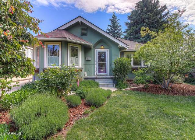 Property at 221 S 19th Ave, Yakima, WA 98902, 4 beds, 2 baths