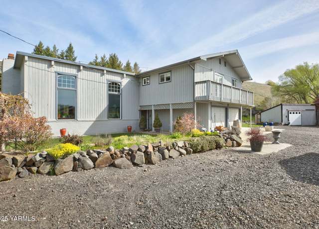 Property at 13907 Wide Hollow Rd, Yakima, WA 98908, 4 beds, 3 baths