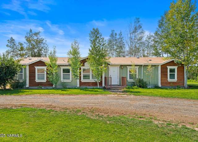 Property at 246 Latigo Ln, Yakima, WA 98901, 3 beds, 2 baths