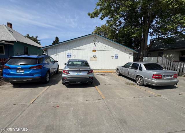 Property at 1113 Cherry Ave, Yakima, WA 98902