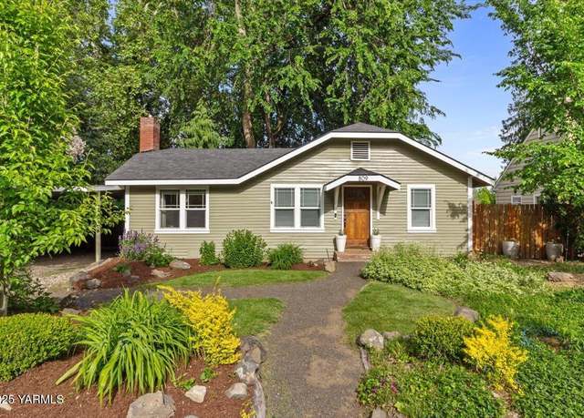 Property at 809 S 19th Ave, Yakima, WA 98902, 3 beds, 1 bath
