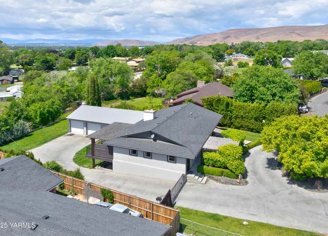 Property at 128 Terrace Park Dr, Yakima, WA 98901, 4 beds, 2.5 baths