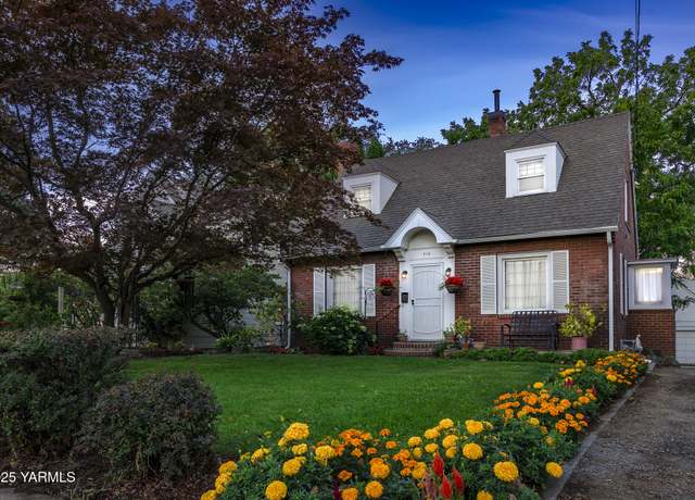 Property at 418 S 32nd Ave, Yakima, WA 98902, 3 beds, 2 baths