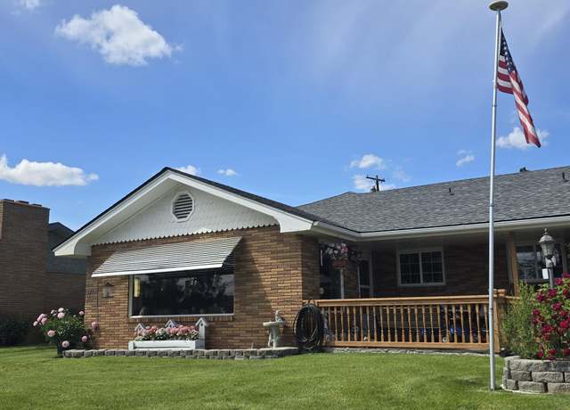 Property at 3803 Meadow Ln, Yakima, WA 98902, 4 beds, 2.5 baths