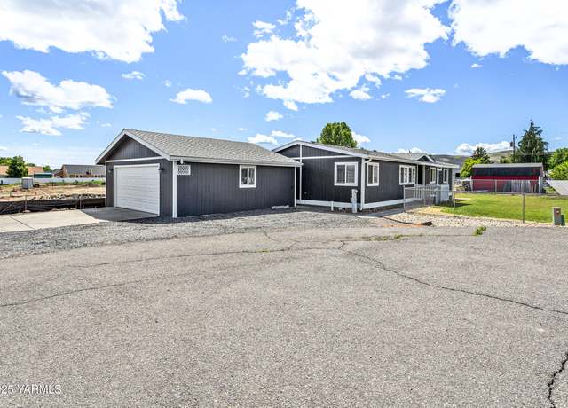 Property at 6000 Crestfields Rd, Yakima, WA 98903, 4 beds, 2 baths
