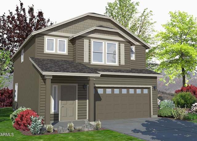 Property at 4705 W Oak Ave, Yakima, WA 98903, 3 beds, 2.5 baths