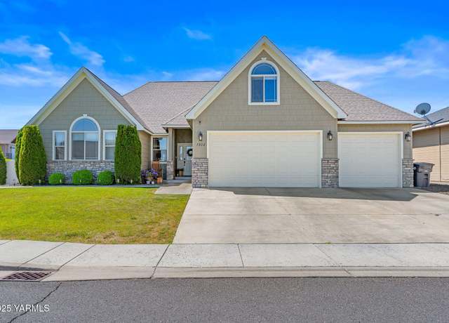 Property at 7302 Crown Crest Ave, Yakima, WA 98903, 4 beds, 2 baths