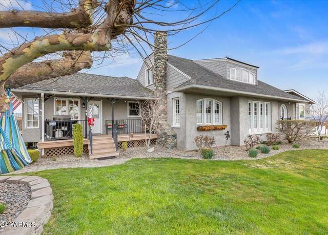 Property at 31 Gilbert Rd, Zillah, WA 98953, 4 beds, 4 baths