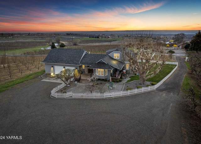 Property at 31 Gilbert Rd, Zillah, WA 98953, 4 beds, 4 baths