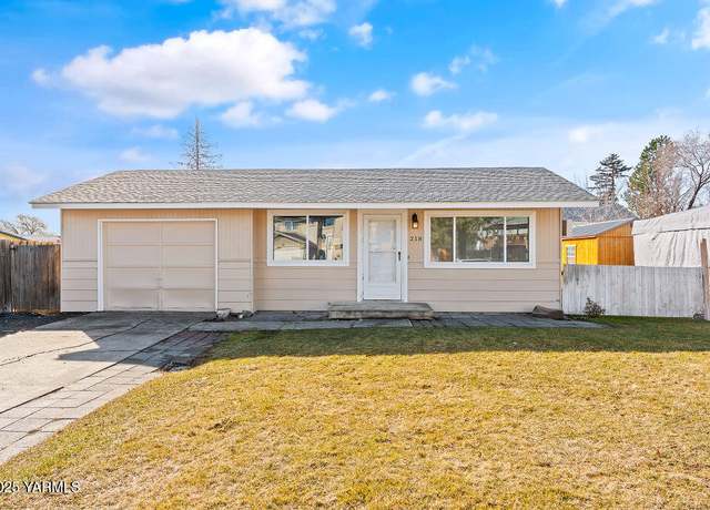 Property at 218 Ridgeway Dr, Yakima, WA 98901, 3 beds, 1 bath