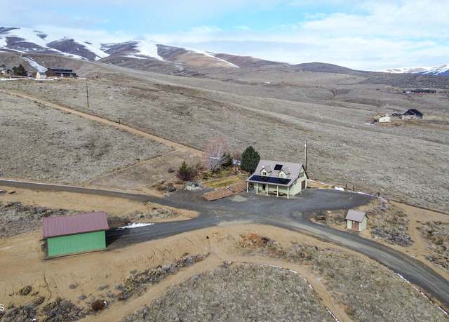 Property at 1120 Wenas View Dr, Selah, WA 98942, 1 bed, 1 bath