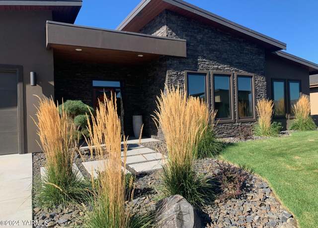 Property at 4403 Catalyss Way, Yakima, WA 98908, 3 beds, 2 baths