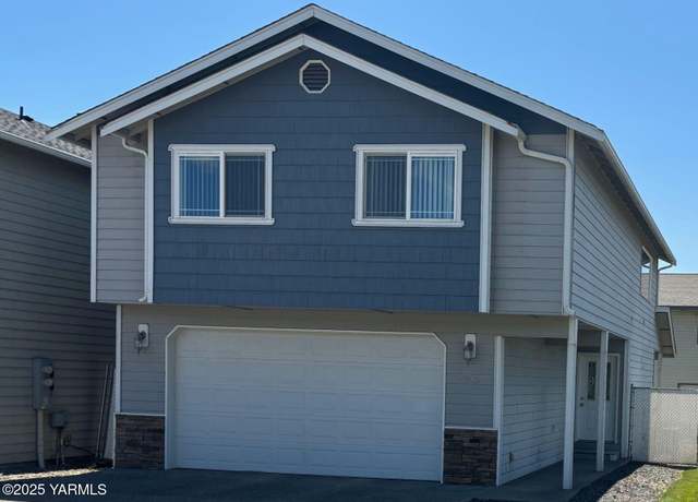 Property at 496 Jamie Dr, Selah, WA 98942, 3 beds, 2.5 baths