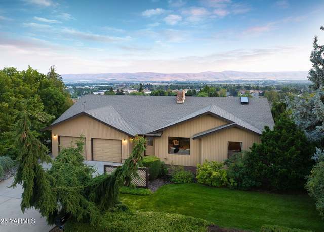 Property at 6012 Englewood Ave, Yakima, WA 98908, 3 beds, 2.5 baths