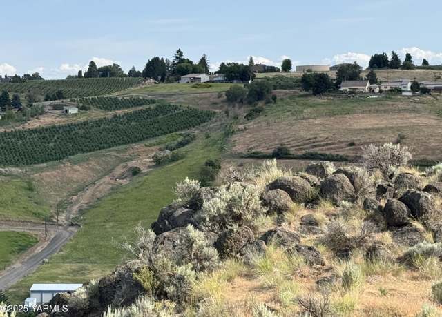Property at 5811 Cowiche Canyon Rd, Yakima, WA 98908